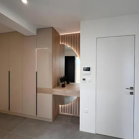 Admiria Vila