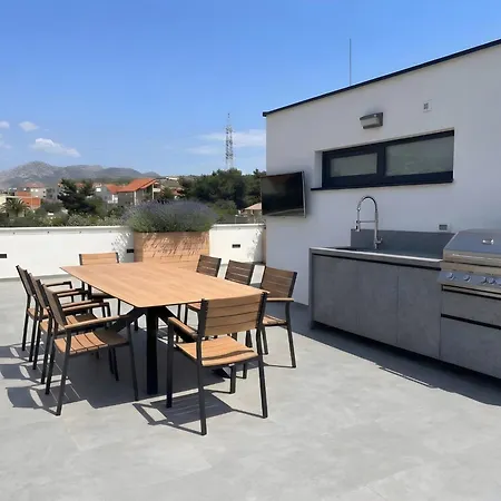 Admiria Vila Split